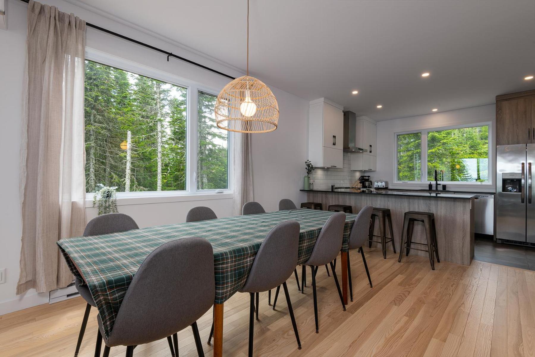 Les Chalets Du Massif De Charlevoix Петіт-Рів'єр-Сен-Франсуа Номер фото
