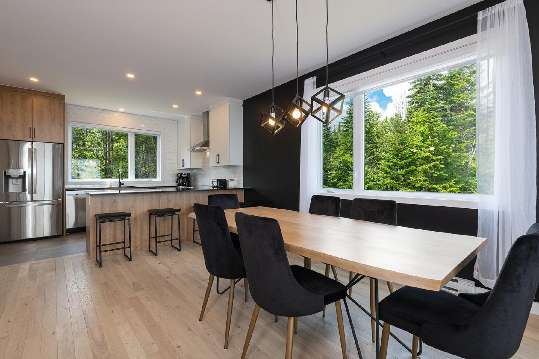 Les Chalets Du Massif De Charlevoix Петіт-Рів'єр-Сен-Франсуа Номер фото